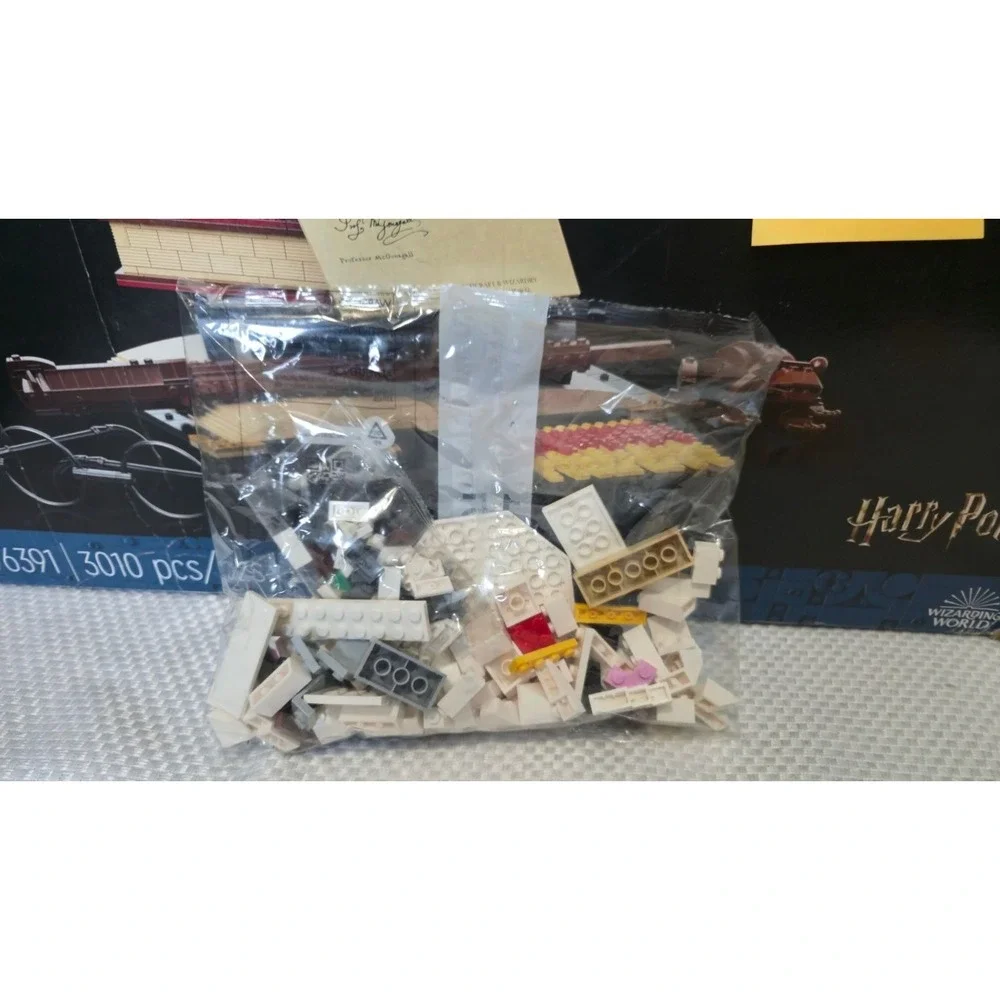 LEGO Harry Potter Hogwarts Icons 76391 Replacement Bag 15 Hedwig Owl Pieces